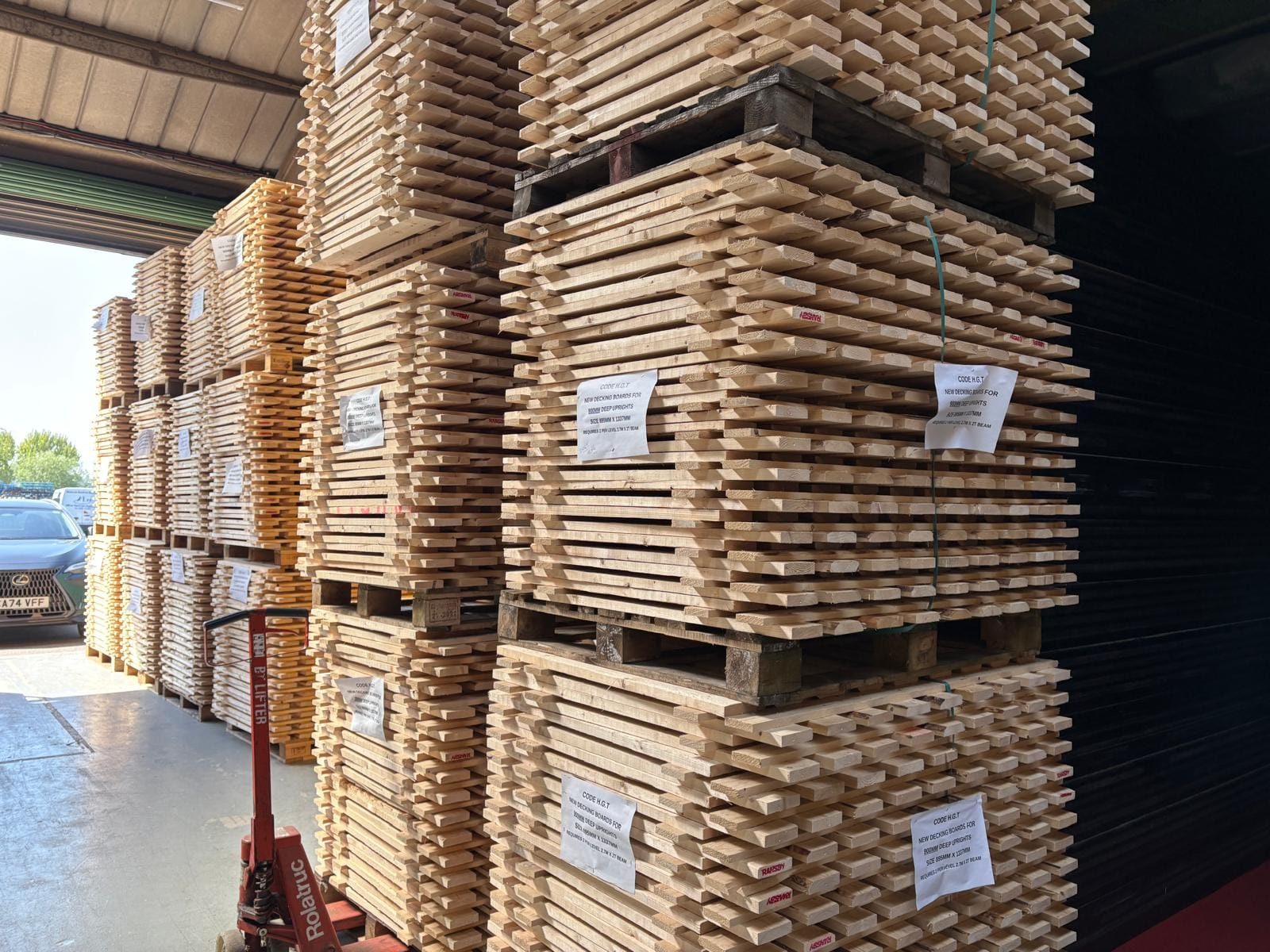 Finished pallet racking installation